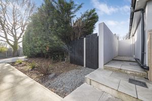 Photo 9- click for photo gallery